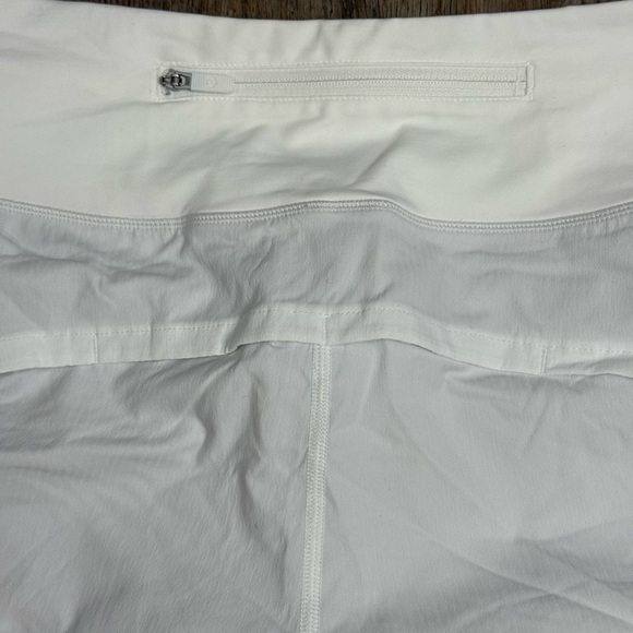 Lululemon • Speed Up Low Rise Lined Shorts - Picture 8 of 11